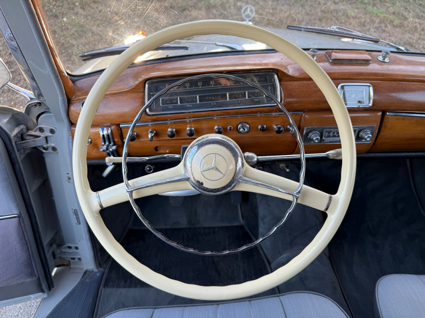 1958 Mercedes-Benz 220S