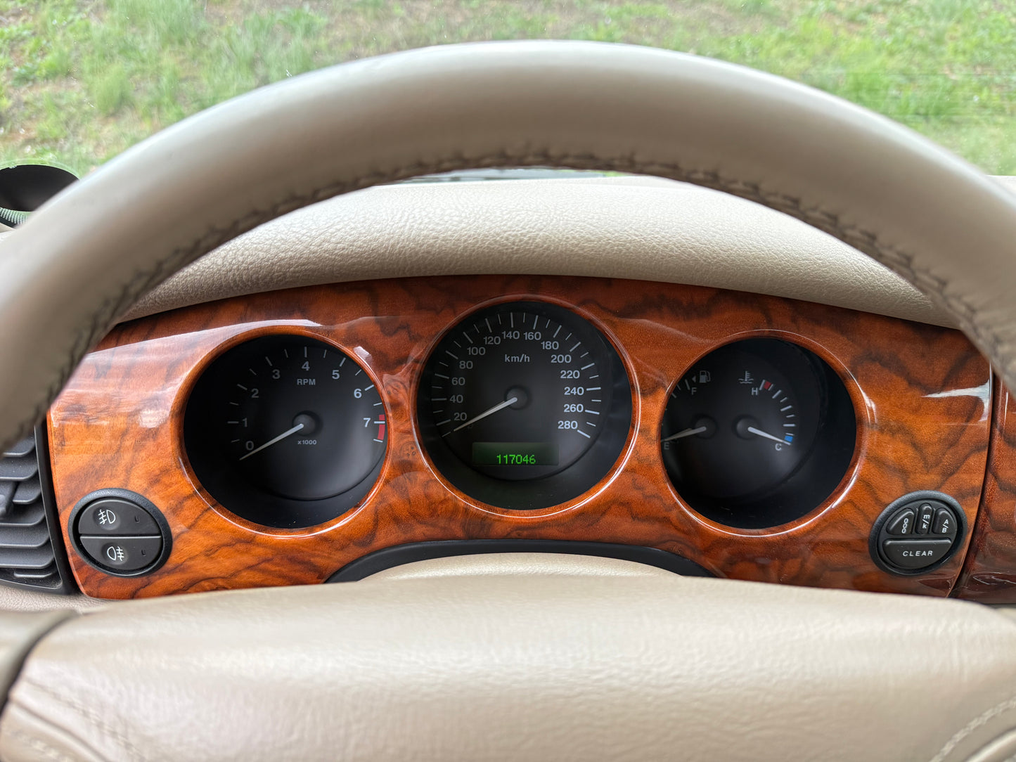 1999 Jaguar XJ8 Executive