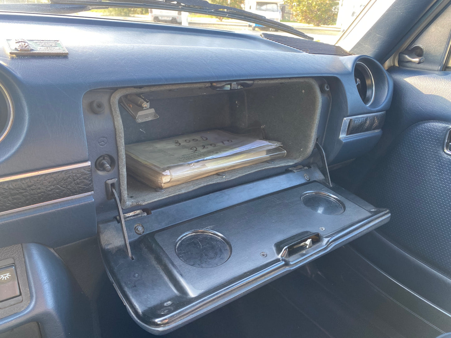 1981 Mercedes-Benz 300D (W123)