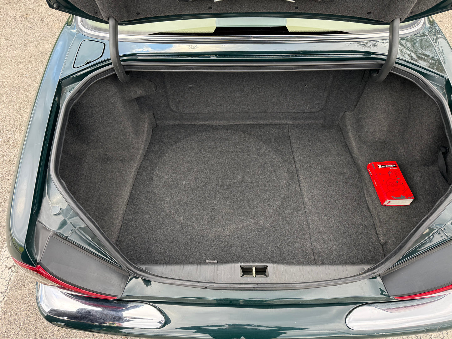 1999 Jaguar XJ8 Executive