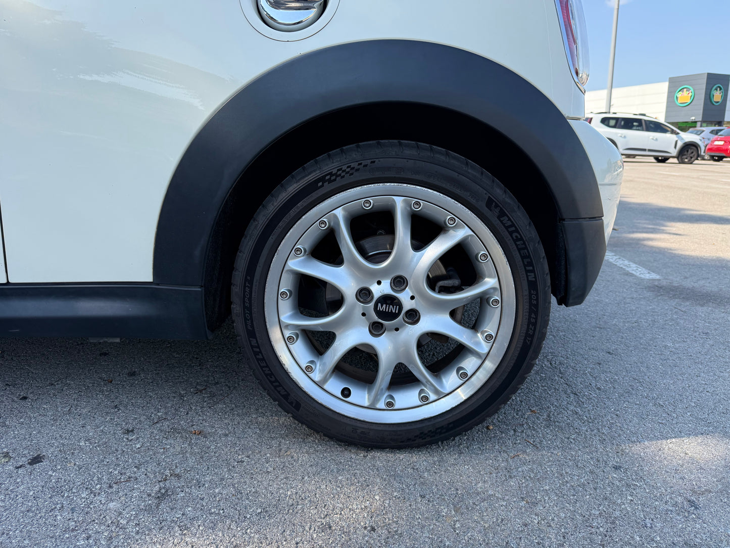 2010 Mini One D