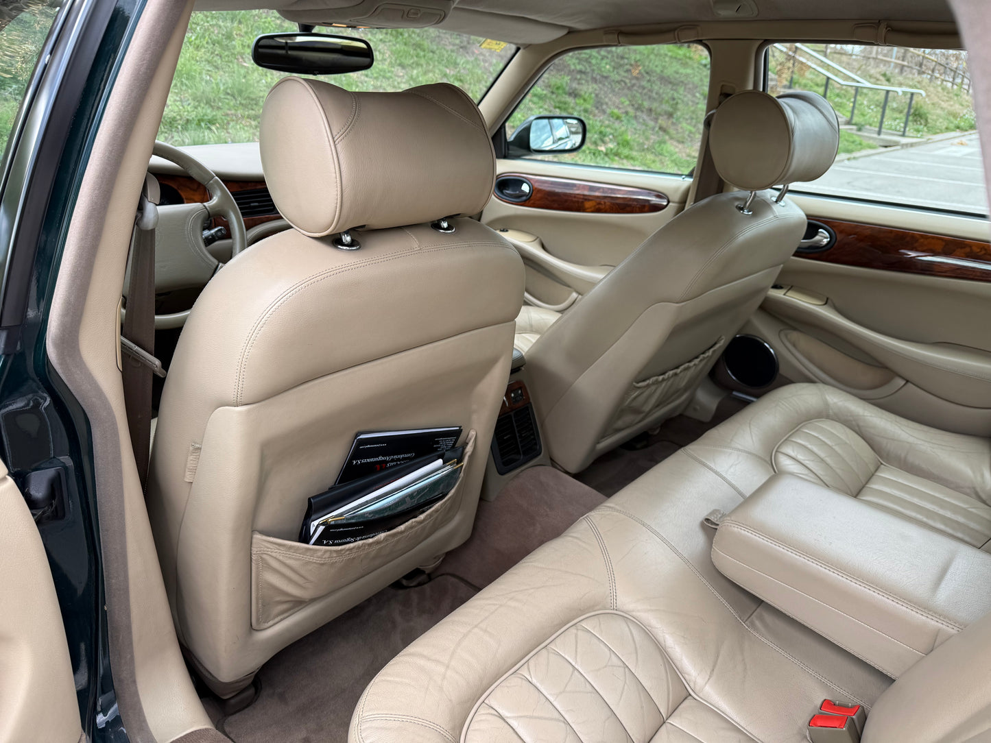 1999 Jaguar XJ8 Executive