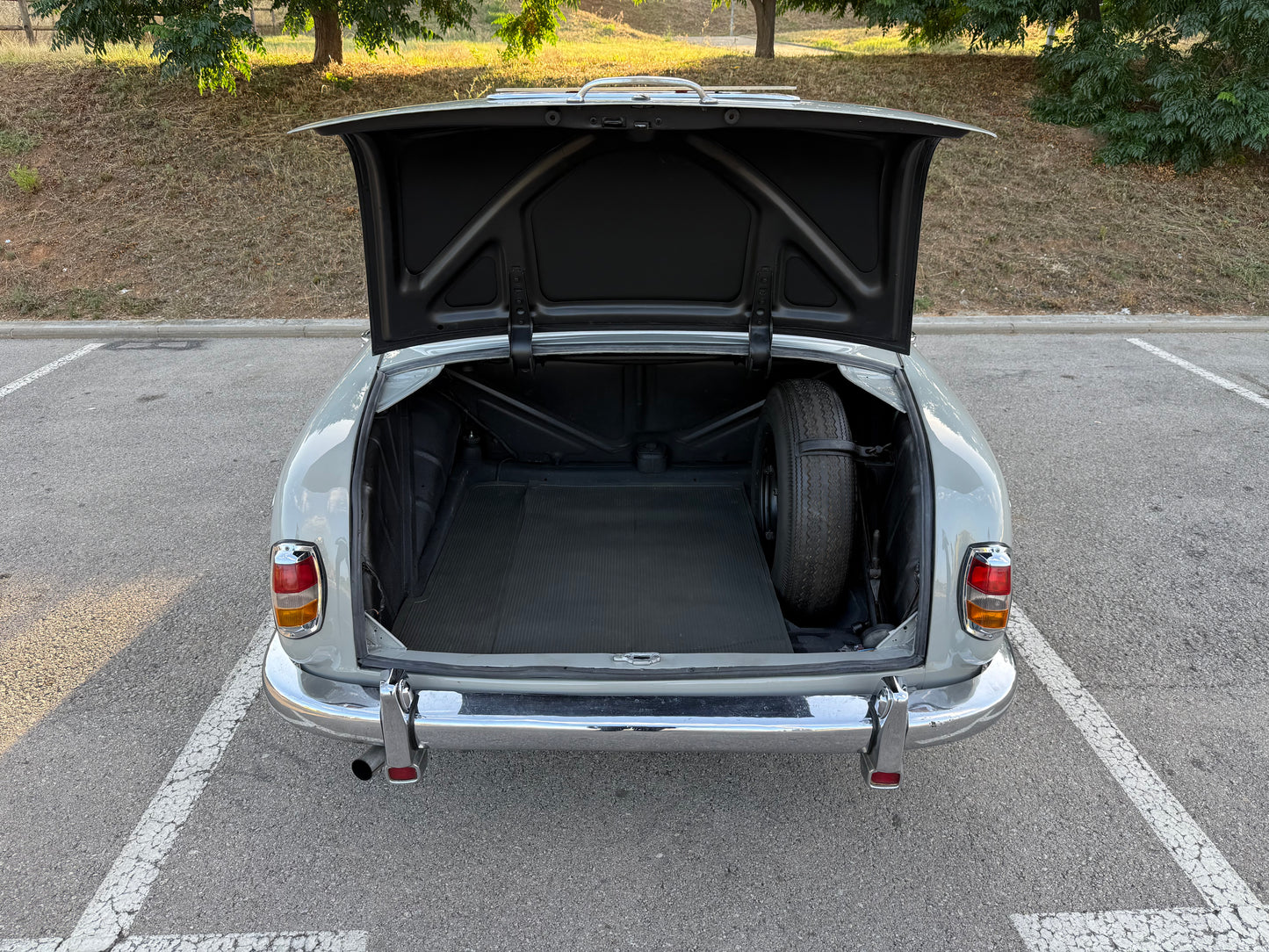 1958 Mercedes-Benz 220S